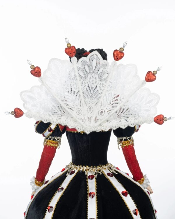 Queen of Hearts Doll - Image 6