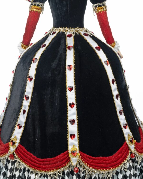 Queen of Hearts Doll - Image 9